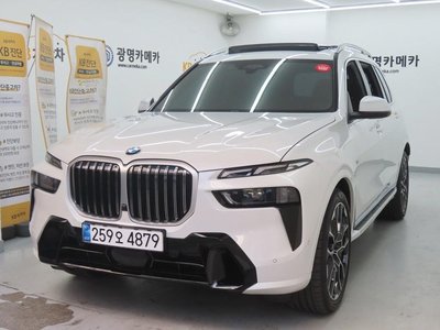 2025 BMW X7 照片 5