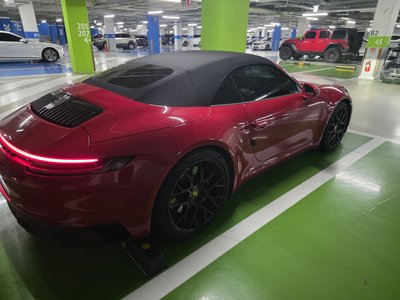 PORSCHE 911 - 5