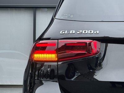 MERCEDES-BENZ GLB - 10