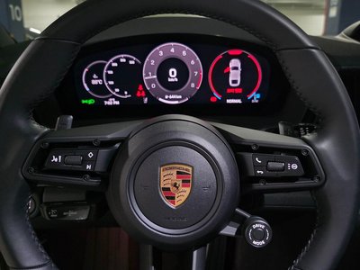 PORSCHE PANAMERA - 4