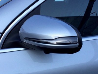 MERCEDES-BENZ EQA - 8