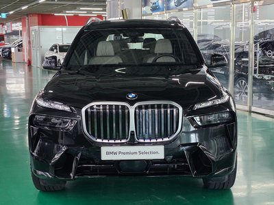 صورة 2 لـ 2025 BMW X7