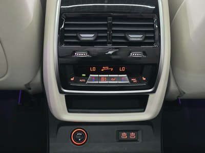 صورة مصغرة 14 لـ 2025 BMW X7