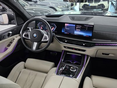 صورة مصغرة 11 لـ 2025 BMW X7