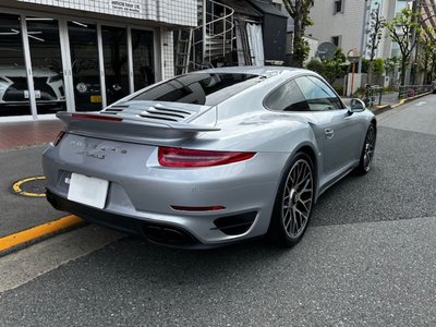 PORSCHE 911 - 4