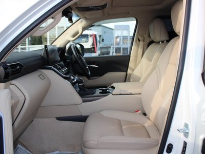 صورة مصغرة 17 لـ 2023 Toyota LAND CRUISER 300