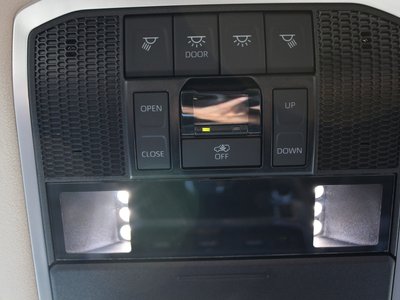 صورة مصغرة 44 لـ 2023 Toyota LAND CRUISER 300