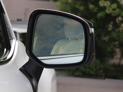 صورة مصغرة 23 لـ 2023 Toyota LAND CRUISER 300