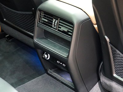 صورة مصغرة 35 لـ 2025 Porsche CAYENNE