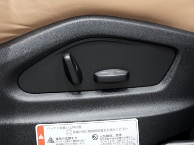 صورة مصغرة 32 لـ 2025 Porsche CAYENNE