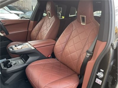 2023 BMW IX photo 10