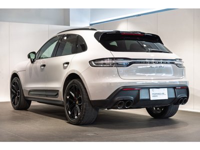 PORSCHE MACAN - 2