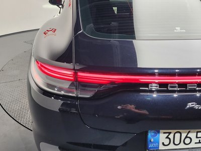 PORSCHE PANAMERA - 10