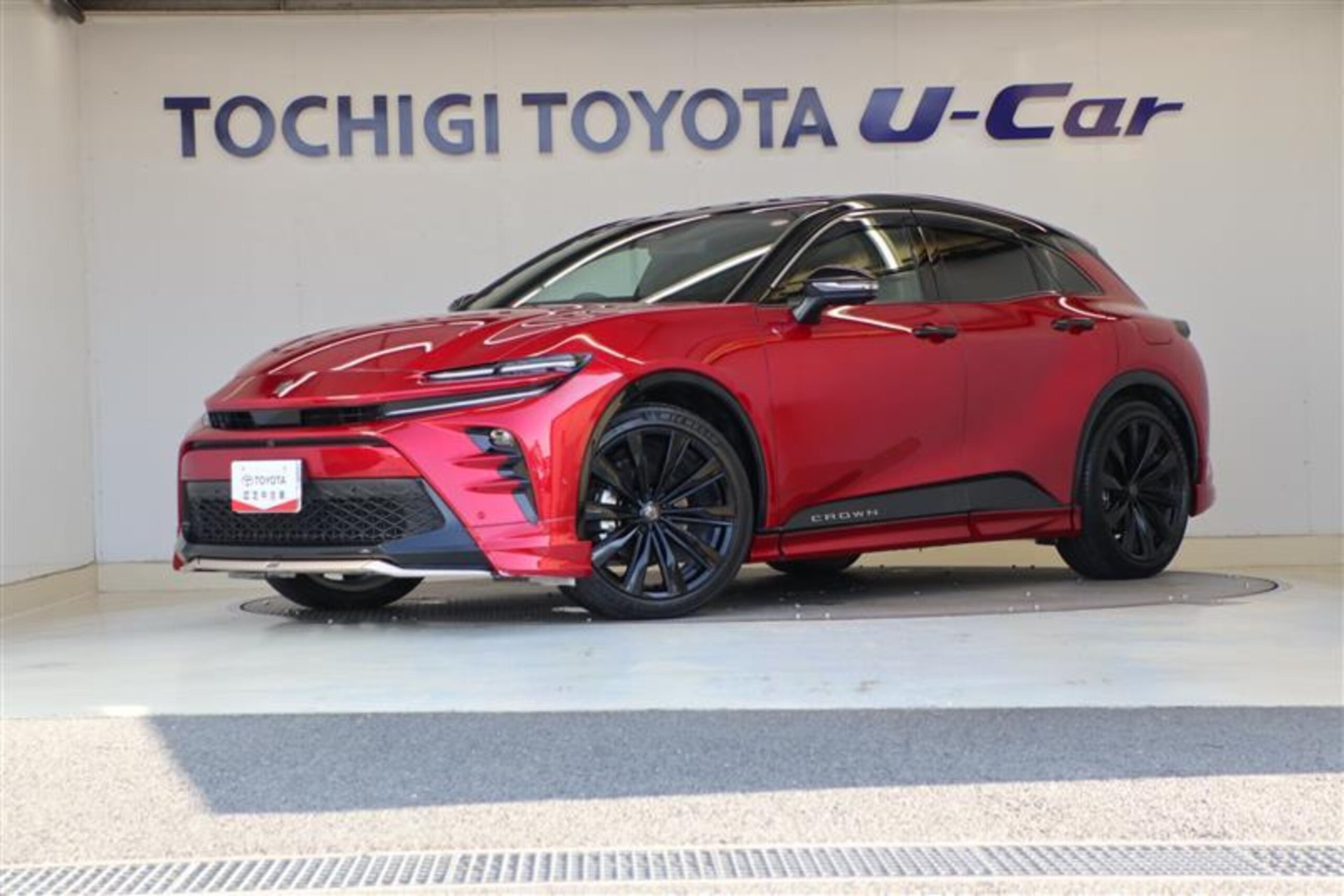 TOYOTA CROWN SPORT - View 1