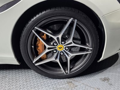 FERRARI CALIFORNIA - 6