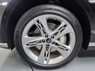 صورة 6 لـ 2023 Genesis G90 (RS4)