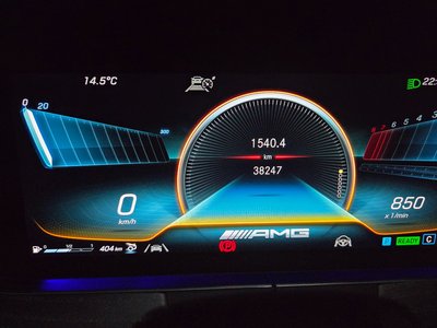 MERCEDES-BENZ GT AMG - 8