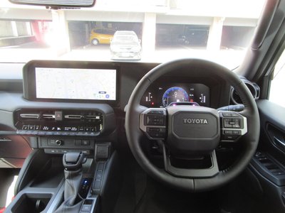 TOYOTA LAND CRUISER 250 - 10