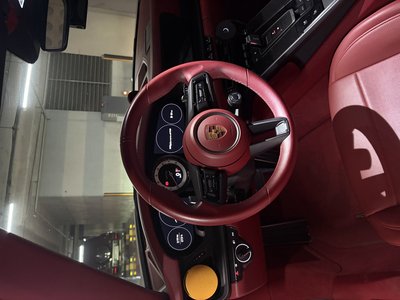 PORSCHE 911 - 8