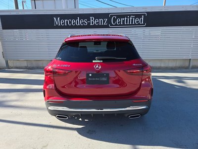 MERCEDES-BENZ GLA - 4