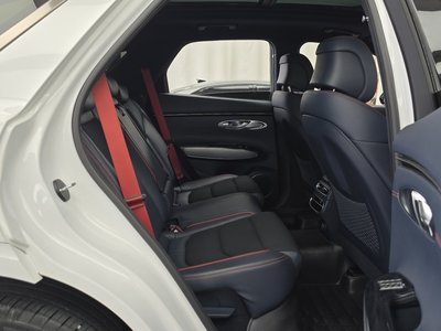 صورة مصغرة 12 لـ 2022 Genesis GV70