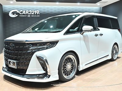 TOYOTA ALPHARD - 1