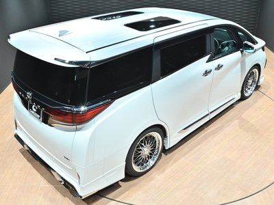 TOYOTA ALPHARD - 8