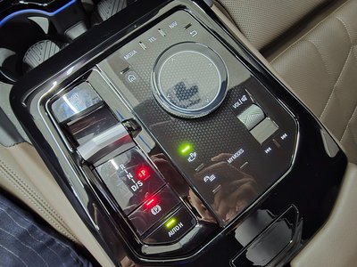 2026 BMW 5 SERIES 照片 9