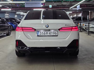 2026 BMW 5 SERIES 照片 5