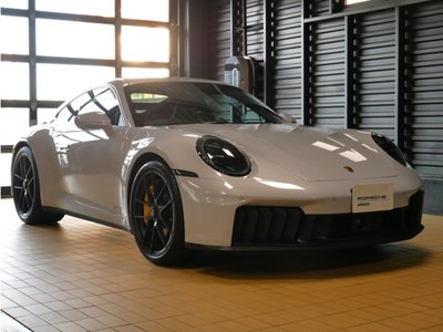 صورة 2 لـ 2025 Porsche 911