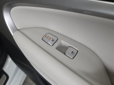 2023 Genesis THE NEW G70 — миниатюра 25