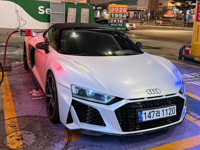 صورة 1 لـ 2017 AUDI R8