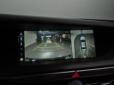 2020 Genesis G90 — миниатюра 15