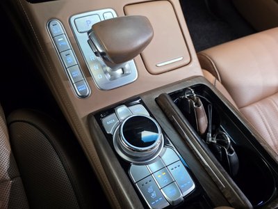 2020 Genesis G90 — фото 9