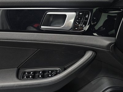 2021 Porsche PANAMERA thumbnail 33