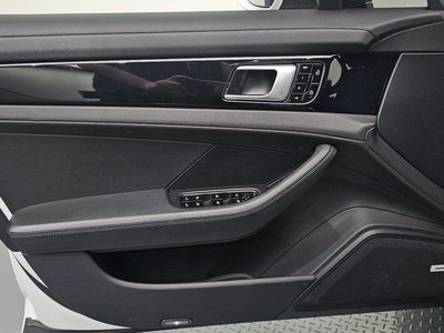 2021 Porsche PANAMERA thumbnail 14