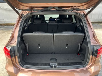 MERCEDES-BENZ GLB - 8