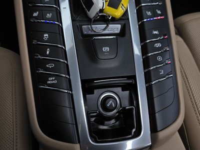 2021 Porsche MACAN — миниатюра 23