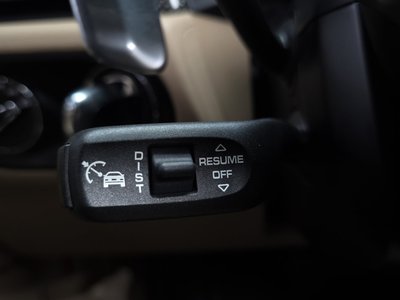 2021 Porsche MACAN — миниатюра 25