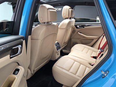 2021 Porsche MACAN — миниатюра 17