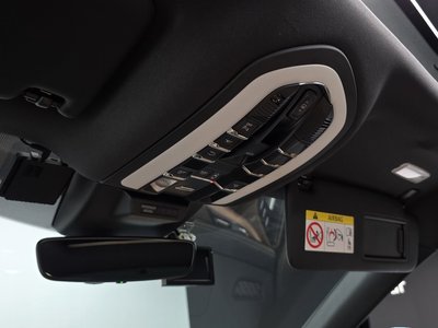 2021 Porsche MACAN — миниатюра 29