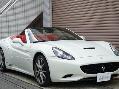 FERRARI CALIFORNIA - 1