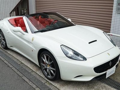 FERRARI CALIFORNIA - 2
