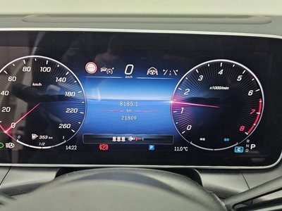 MERCEDES-BENZ GLC - 8