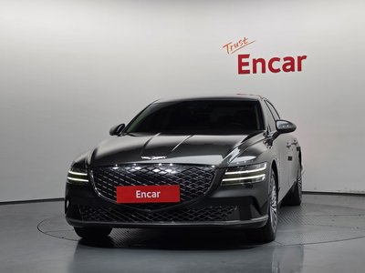 صورة 2 لـ 2022 Genesis ELECTRIFIED G80 (RG3)