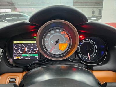 FERRARI CALIFORNIA - 6