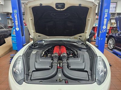 FERRARI CALIFORNIA - 3