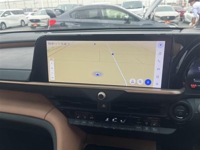 TOYOTA CROWN SPORT - 4