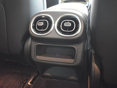 2023 Mercedes-BENZ GLC thumbnail 28