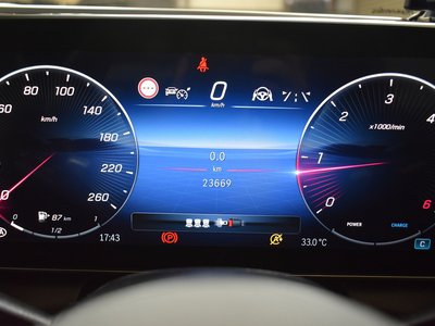 2023 Mercedes-BENZ GLC thumbnail 31